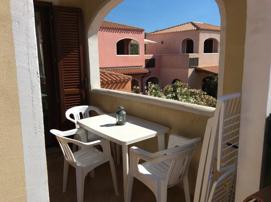 Sardinia Beach Apartments アリエントゥ エクステリア 写真